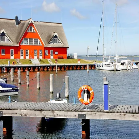 Haus In Am Breetzer Bodden בית נופש Vieregge